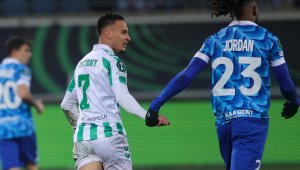 Отмениха червения картон на Антони, ще играе срещу Реал Мадрид