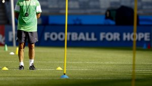 Алжирците точат ножа на Белгия