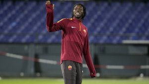 Рома продава Думбия и Жервиньо през лятото