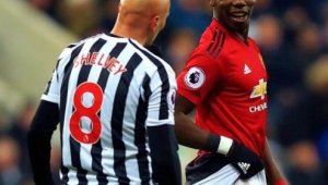 Пол Погба паркира своя Rolls Royce като "идиот" + СНИМКИ