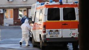 Черен рекорд: 9996 са новите случаи на коронавирус