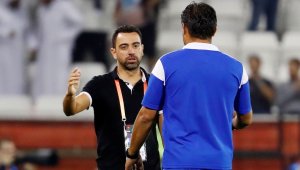 Отборът на Шави крачи към мач с Ливърпул