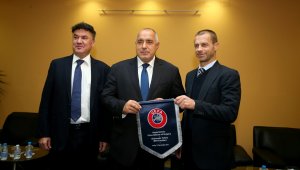 Бойко Борисов: Чест прави на БФС за оставките 