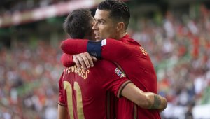 Челси, Байерн, Барса? Появи се сензационен кандидат за Роналдо