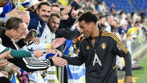 Халф на Лийдс ще бъде капитан на САЩ