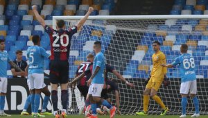 Сензацията Болоня нокаутира Наполи насред „Диего Марадона“ и задмина Юве