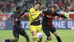 Дортмунд оцеля в Леверкузен