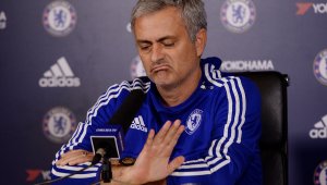 Моуриньо пак се разминава с уволнение