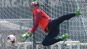 ОФИЦИАЛНО: Тер Стеген преподписа с Барса