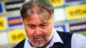 Ясен Петров в еуфория след 4:1: Винаги слагаме по някоя хитринка