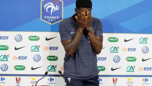 Отделиха Юмтити и Сидибе от другите "петли"