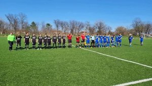 Невиждано! Пратиха жени срещу мъже на мач в България + ВИДЕО