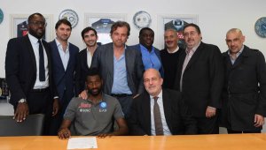 ОФИЦИАЛНО: Наполи преподписа с основен играч