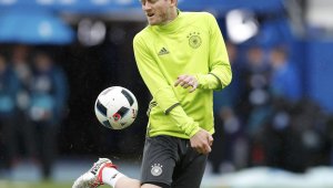 Дортмунд с офанзива за Андре Шюрле