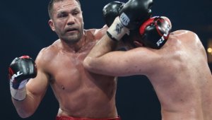 САЩ удрят жестоко Кубрат Пулев. Кобрата може да получи "черен печат" за 5 години