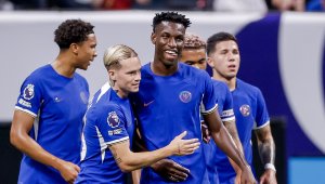 Челси връща две от рекордните си покупки в игра