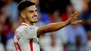 Андре Силва напуска Севиля