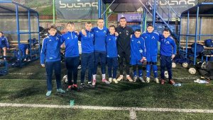 Браво! Ас на Левски надъхва юноши на „сините“