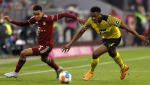 Защитник на Дортмунд отива в Щутгарт