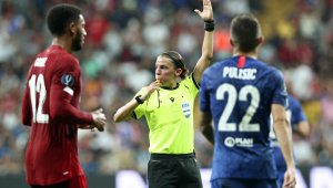 Случва се: За първи път жена свири в Шампионската лига