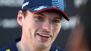 Верстапен не затвори вратата към Мерцедес