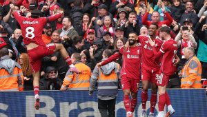 Ван Дайк похвали правещо фурор „лале“ от Ливърпул