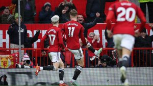 Подмазва ли се? Звезда на Юнайтед посочи героите си