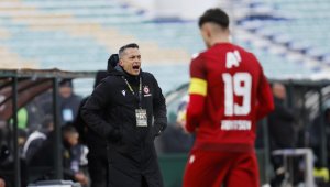 Къде е козът? Христо Янев разбърква картите в ЦСКА