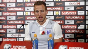 Юнайтед готви "удар в сърцето" по Тотнъм, взима им Кейн