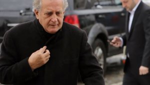 Кашата е пълна! Спас Русев още е собственик на Левски