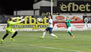 Берое се скъса да пропуска срещу Дунав, победи само с един гол