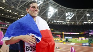 Французин взе златото на 800 метра