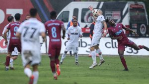 Две любопитни битки дават старт на междинния кръг в родната Първа лига