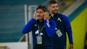 Синя легенда отсече: Абсурдно вайкане, Костов се хвърли на амбразурата!