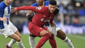 Секси певицата на Окслейд-Чембърлейн пуска първи сингъл + СНИМКИ