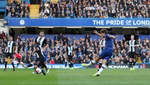 Радост за Челси: Снарядът на Алонсо застреля хитрите "свраки"