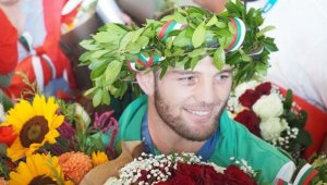 Магомед Рамазанов: Златният ми медал е общ – на България и Русия