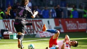 Арсенал се стяга отзад с турчин