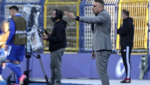 Един Джеко ще спасява Ивайло Петев от уволнение в Босна