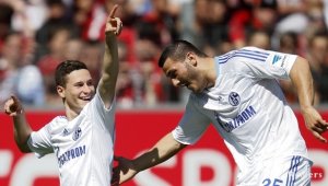 Шалке спечели битката с Фрайбург за 4-ото място