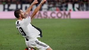 Ефектът Бонучи? Юве е с най-силната защита, Милан е на дъното