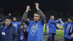 Хулио Веласкес с важна пресконференция за бъдещето на Левски