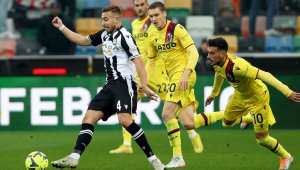 Болоня удари Удинезе, Петко Христов изгледа успех на Специя 