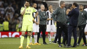 Имало ли е скандал в Юве в Кардиф? Вижте отговора на Марота