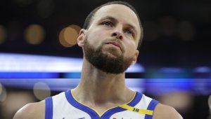 Стеф Къри става писател