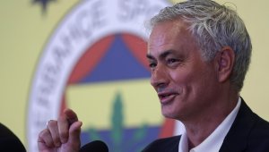 Моуриньо подсилва Фенербахче с опасно крило