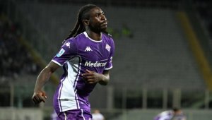 Италиански национал отряза Манчестър Юнайтед