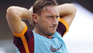 Рома дава Тоти под наем