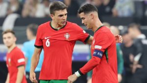 В Байерн точат лиги по жената на ново попълнение + СНИМКИ