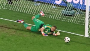 Донарума призова: Малко грешки срещу Швейцария